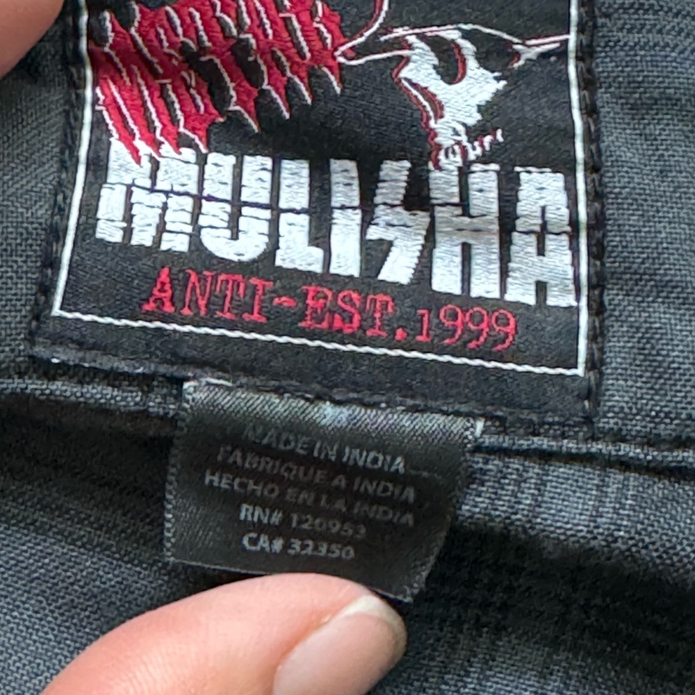 Metal Mulisha Dark Plaid Shorts - Picture 5 of 6